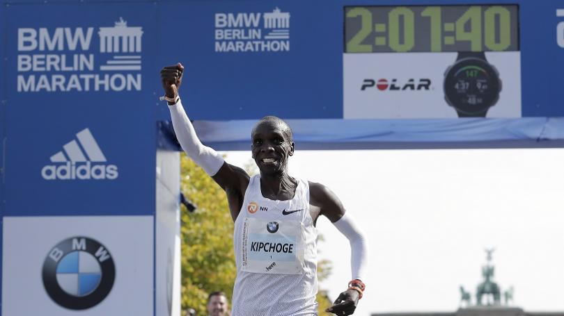 VIDEO: Kean Eliud Kipchoge zlepil v Berlne svetov rekord v maratne