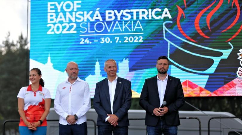 Ohe mieru pre EYOF 2022 poputuje po celom Slovensku