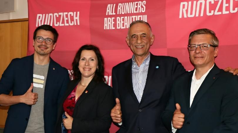 Podpora pohybu, zdravho ivotnho tlu a ekonomick prnosy. Pre esk Budjovice je polmaratn dleit